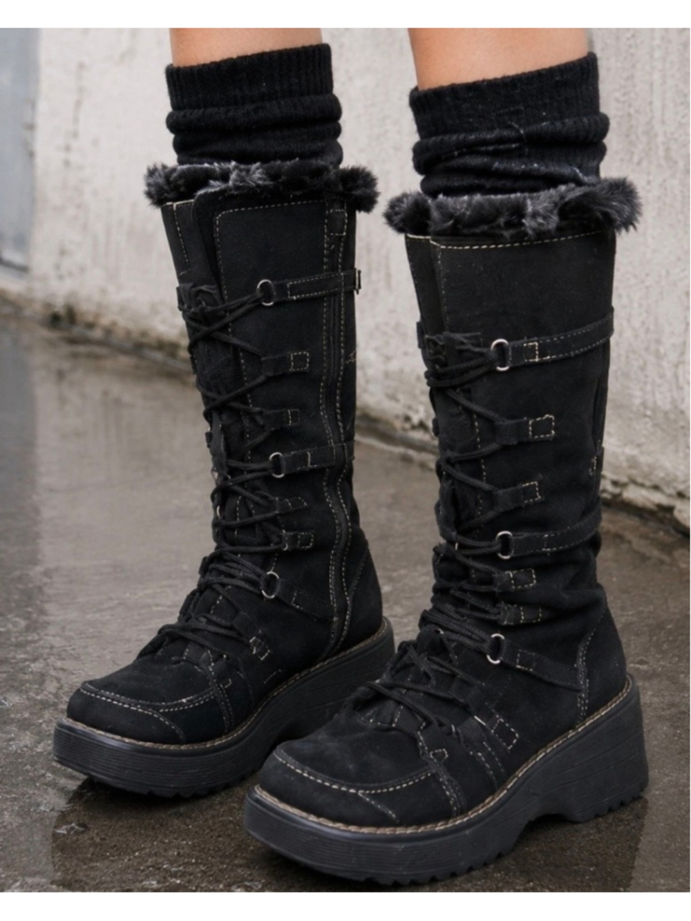 Women's Vintage Spring Black Faux Fur Laced Winter Boots Size 6.5